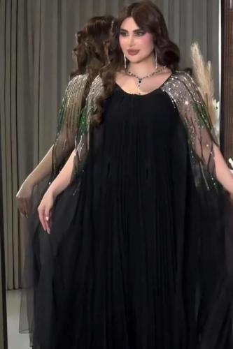 جلابية نوره مطرزة