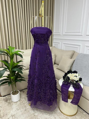 فستان مورد لونين