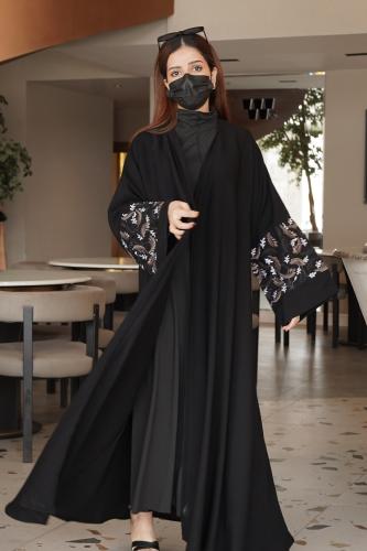 كريب ملكي مع تطريز بني واسود