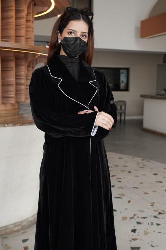 بليزر بقماش مخمل