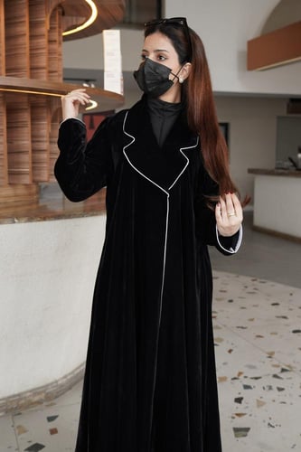 بليزر بقماش مخمل