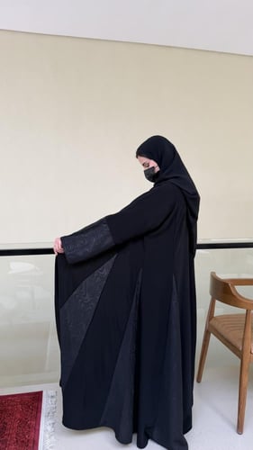 موج باللون الاسود LAVERA 1098