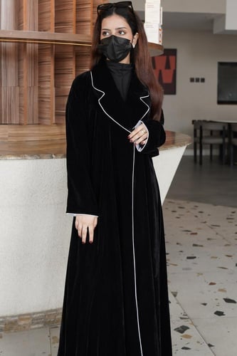 بليزر بقماش مخمل