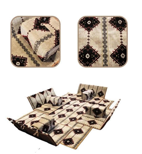 فرشة تخييم مع 4 كراسي ومراكي نقوش عربية 3×2 متر