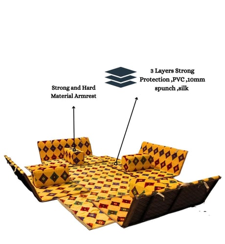 فرشة تخييم مع أربع كراسي ومراكي بنقوش عربية لكل رح...