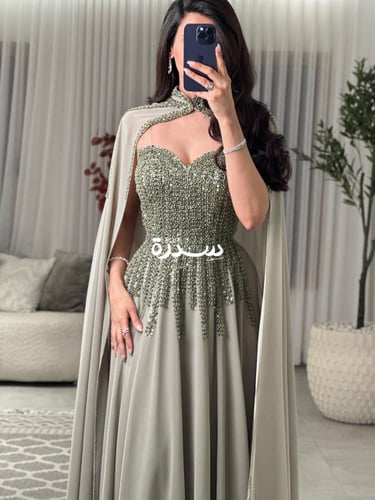 فستان تل بتطريز مميز