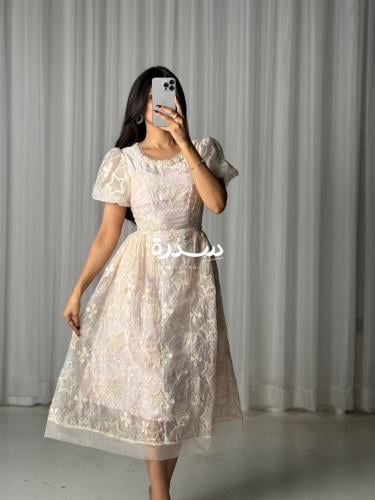 فستان ناعم ميد