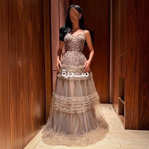 فستان تل موكا مطرز ورد