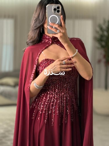 فستان سهرة وشاح بتطريز مميز