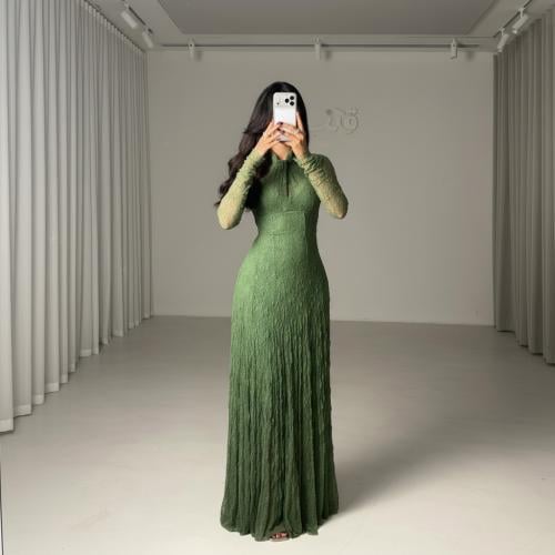 فستان دانتيل ناعم