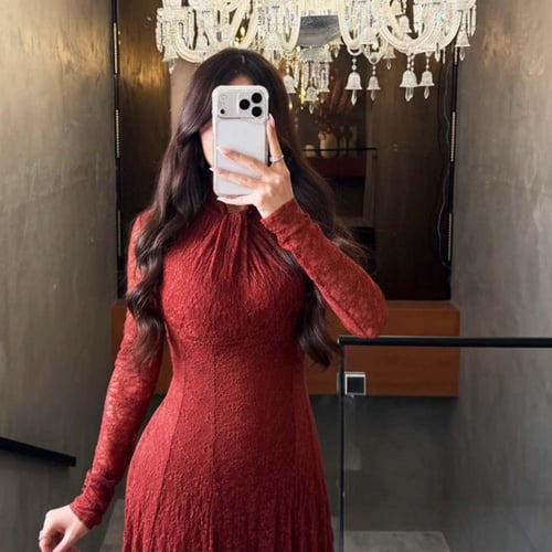 فستان دانتيل ناعم