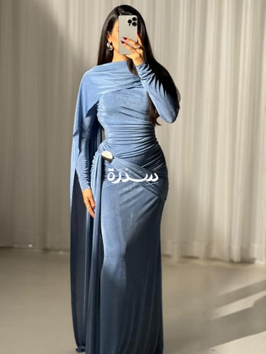 فستان ناعم ماسك طويل