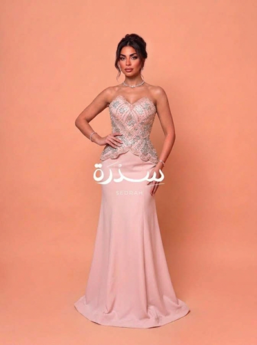 فستان سهرة كورسيه شك