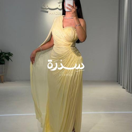 فستان سهرة بكسرات