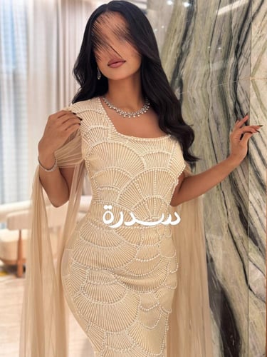فستان سهرة فاخر مطرز