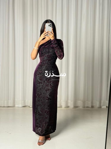 فستان ناعم مخمل