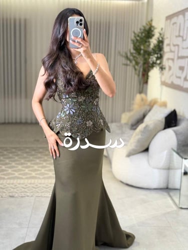 فستان زيتي مطرز كورسيه فاخر