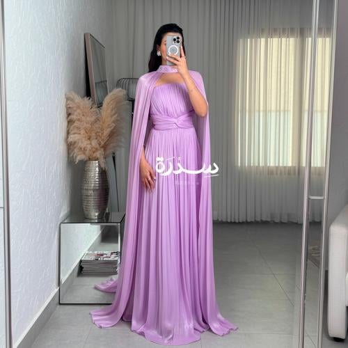 فستان سهرة لامع بلاسيه