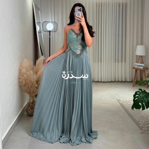 فستان سهرة كورسية شك بلاسيه