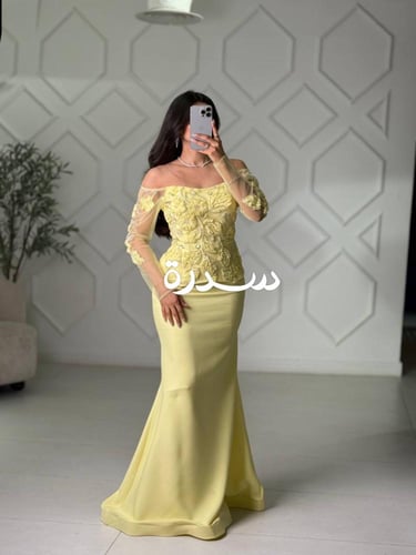 فستان سهرة كورسيه تطريز ورد