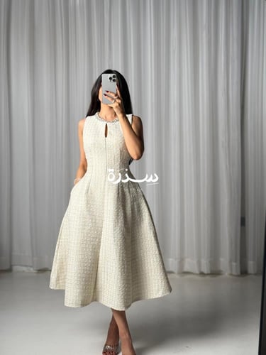 فستان ناعم ميد