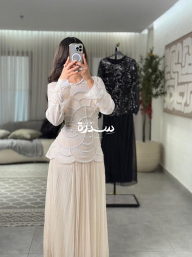 فستان تل بلاسيه مطرز