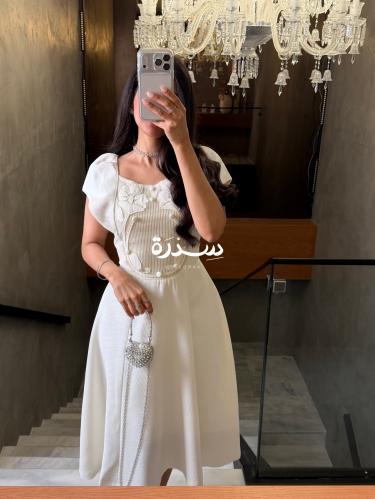 فستان ناعم محير