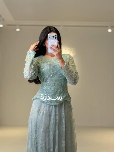 فستان ناعم للعيد