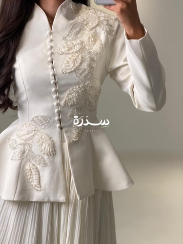 طقم العيد كورسيه تنورة بلاسيه