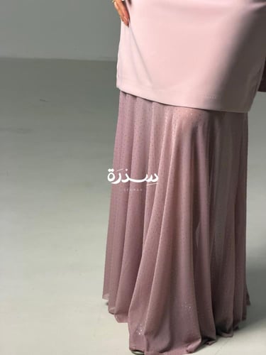 ‏فستان ناعم تطريز علوي