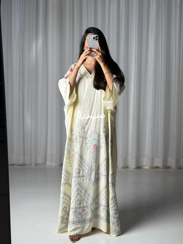 جلابية لينن خفيف مطرزه