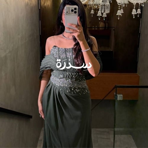 فستان كورسيه الزيتي اللامع