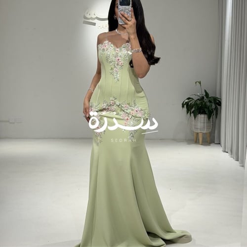 فستان سهرة كورسيه ناعم بتطريز