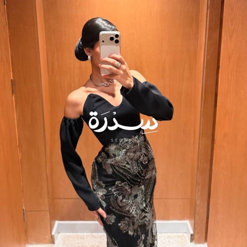 فستان سهرة كورسيه بتطريز الخرز و الترتر