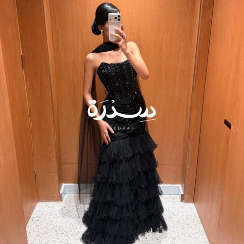 فستان سهرة كورسيه اسود بخرز