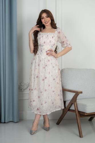 فستان عيد ميدي ناعم بنقوش زهور رقيقة وتفاصيل مطرزة