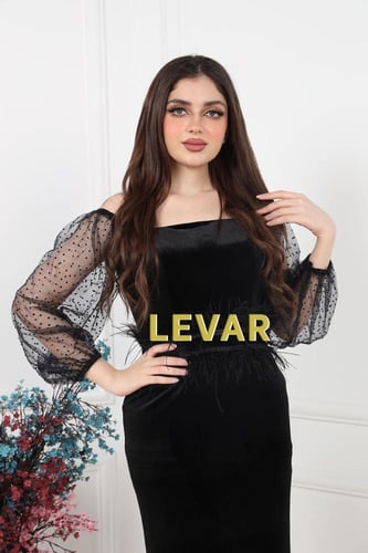 فستان اسود مخمل طويل