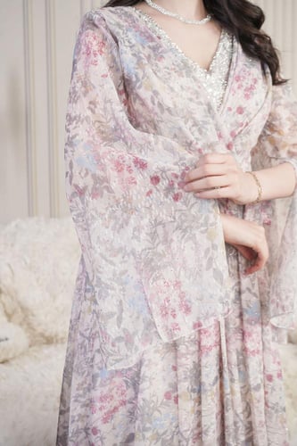 فستان مشجر للعيد