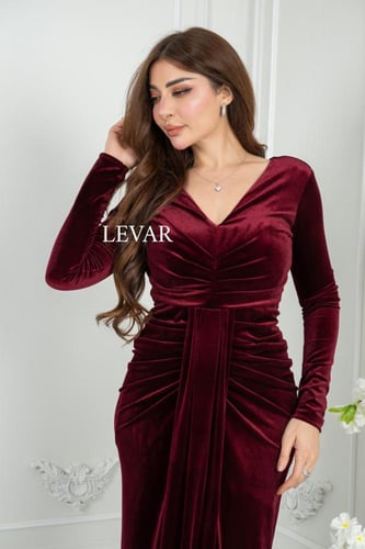 فستان "لينا" المخملي الجذاب