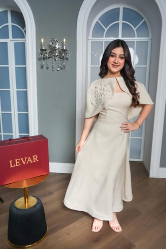 فستان ميد قطعتين مطرز