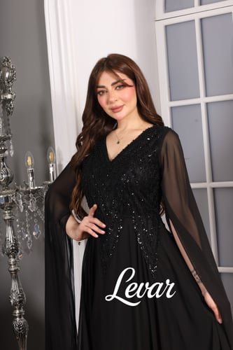فستان شيفون اسود أكمام طويله تطريز صدر كامل