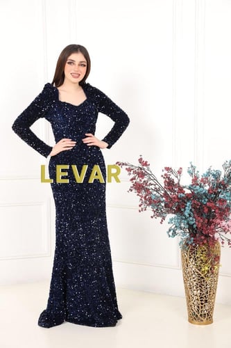 فستان كحلي غامق