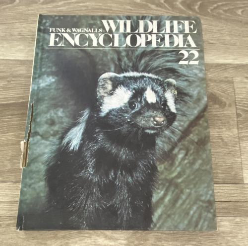 Wildlife encyclopedia 22