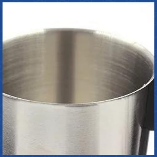 غلاية كهربائية صغيرة مع كوبين