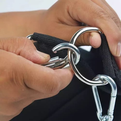 حزام بسلسال لرفع الأثقال