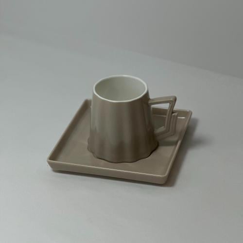 طقم كوب سراميك مع صحن - صغير