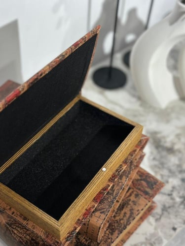 مجموعة كتب ديكور مع مساحة تخزين