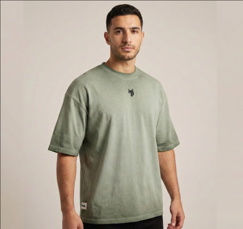 T-shirt green