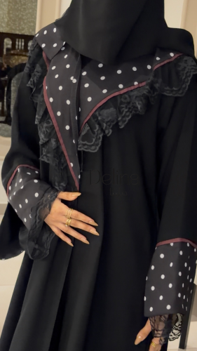 عبايه ورد