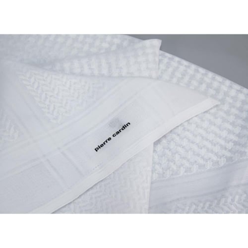 شماغ بييركاردان كلاسيك ابيض